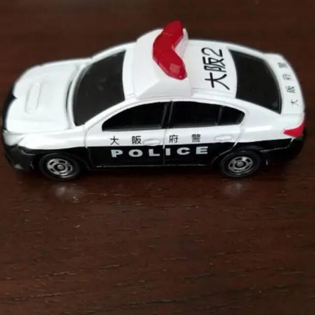 大阪府警 トミカ レガシィB4 パトカーの通販 by タケ蔵's shop 大阪府警 トミカ レガシィB4 パトカーの通販 by タケ蔵's shop
