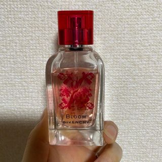 ジバンシィ(GIVENCHY)のBLOOM GIVENCHY 香水　ブルーム　オードトワレ　(香水(女性用))