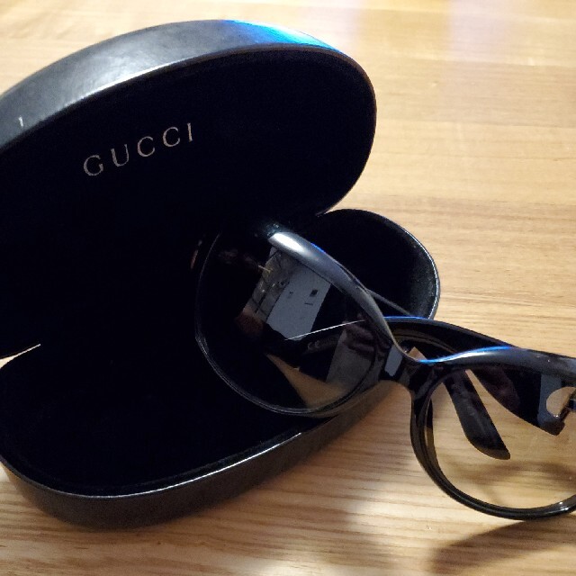 Gucci(グッチ)のGUCCIサングラス(レディース) レディースのファッション小物(サングラス/メガネ)の商品写真