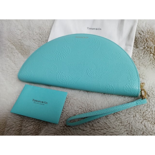 Tiffany & Co. - 新品!ティファニー ハーフムーンウォレットの通販 by