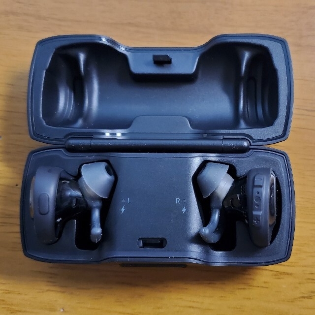 フルワイヤレスイヤホンBOSE soundsport free wireless