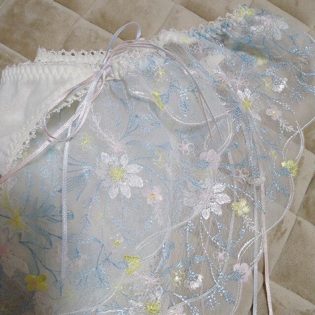 AMPHI - アンフィ 花刺繍 リボン オーガンジー 下着セットの通販 by