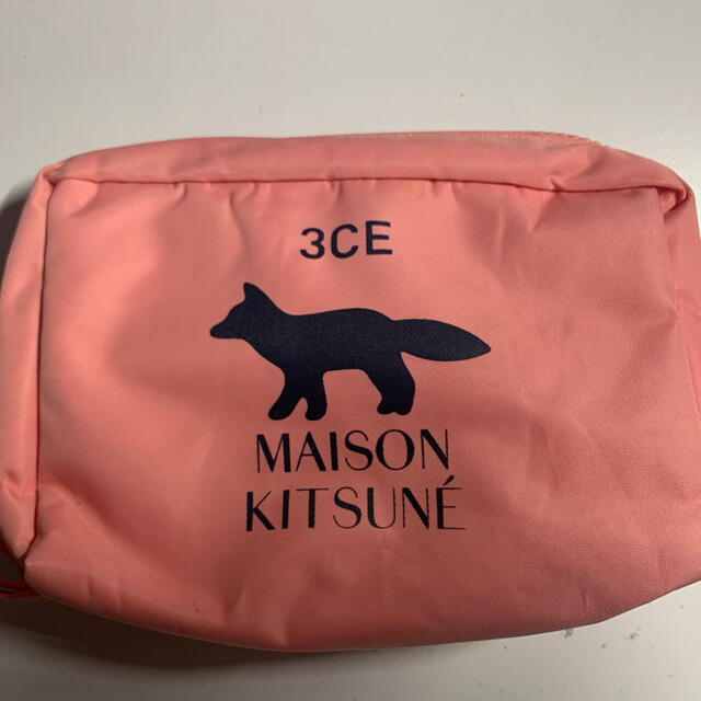 MAISON KITSUNE'(メゾンキツネ)のメゾンキツネ　3CE  ポーチ レディースのファッション小物(ポーチ)の商品写真