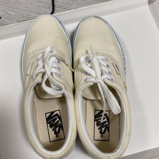 ヴァンズ(VANS)のバンズ　AUTHENTIC オフホワイト(スニーカー)