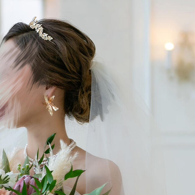 ウェディングヘアアクセサリー　ティアラ　結婚式 ハンドメイドのウェディング(ヘッドドレス/ドレス)の商品写真