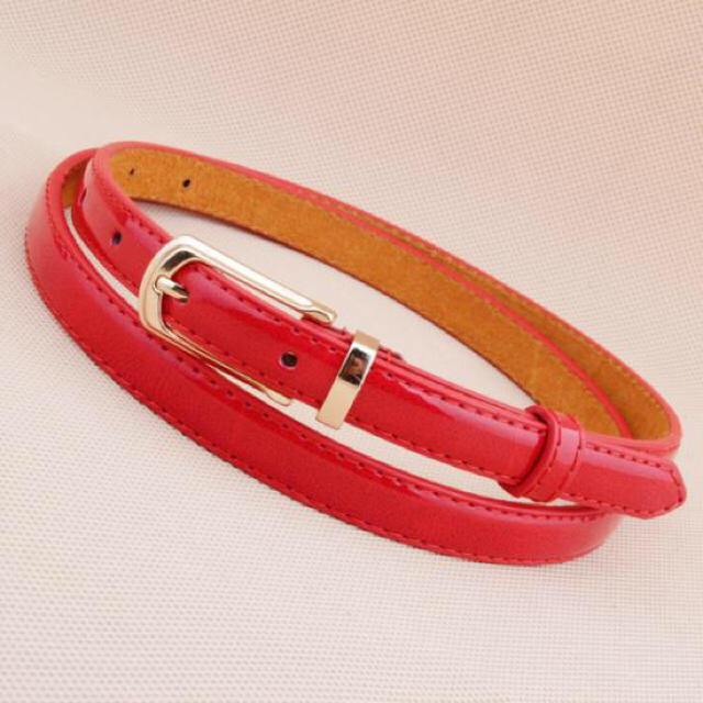 シンプル マルチカラー レザーベルト レディース 革 ワンピース レッド 赤色 レディースのファッション小物(ベルト)の商品写真