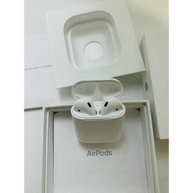 Apple AirPods 第一世代　イヤホン 1