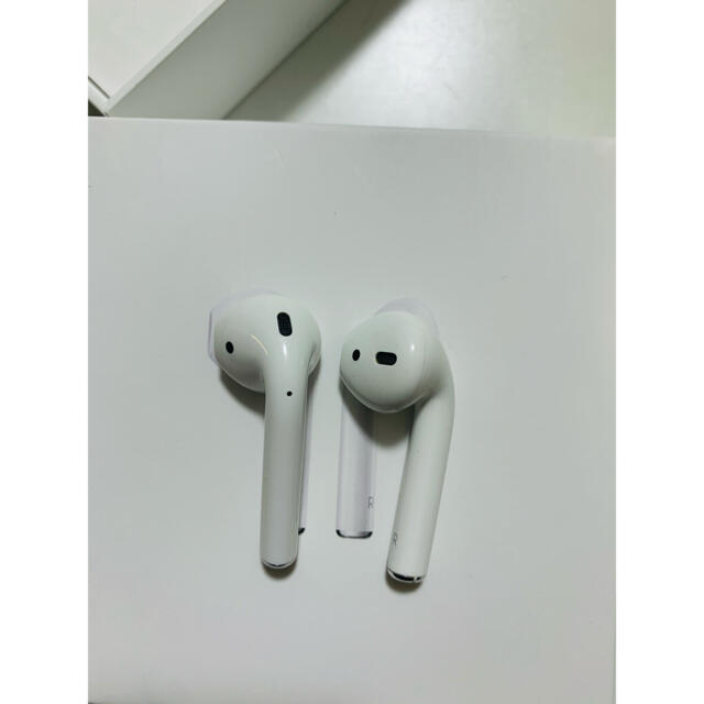 Apple AirPods 第一世代　イヤホン 2