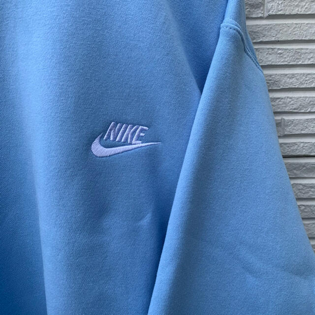NIKE(ナイキ)の【新品・未使用】Nike 刺繍ロゴ スウェット くすみカラー XL メンズのトップス(スウェット)の商品写真