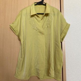 ヴィス(ViS)の【(ビス)ViS】刺繍ハーフ丈バックシャンブラウス(シャツ/ブラウス(半袖/袖なし))