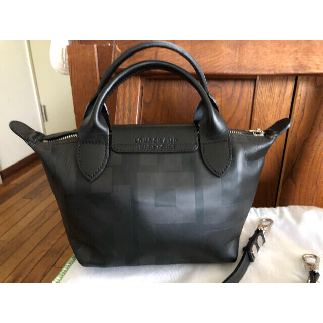 エクルベージュ LONGCHAMP LE PLIAGE CUIRオールレザー 2WAY Lサイズ