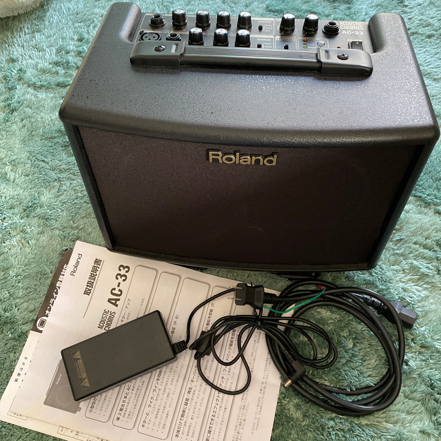 送料無料/新品
 ★美品★アコースティックギターアンプ　Roland AC-33　ローランド レコーディング/PA機器