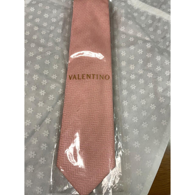 VALENTINO(ヴァレンティノ)の【新品】VALENTINO ネクタイ メンズのファッション小物(ネクタイ)の商品写真