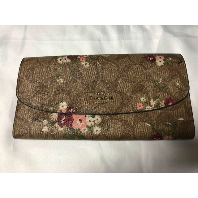 【COACH】長財布　シグネチャー柄✖︎フラワー　春夏デザイン