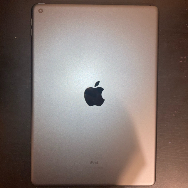 iPad 第8世代 スペースグレイ 32GB iPad 第8世代 スペースグレイ 32GB