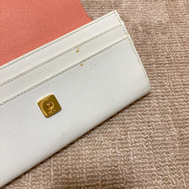 FENDI(フェンディ)のFENDI フェンディ ピンク×白 財布 レディースのファッション小物(財布)の商品写真