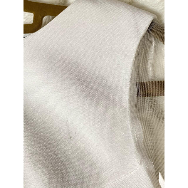 FOREVER 21(フォーエバートゥエンティーワン)のホワイト　シースルートップス  レディースのトップス(シャツ/ブラウス(半袖/袖なし))の商品写真