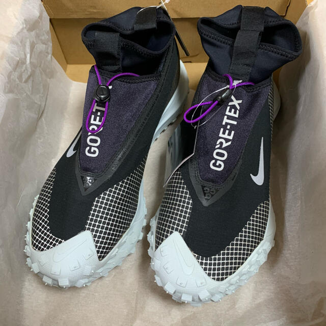 NIKE(ナイキ)のNIKE ナイキ ACG マウンテンフライ GORE-TEX 27.5 メンズの靴/シューズ(スニーカー)の商品写真