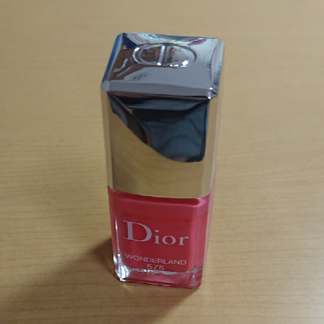 Dior(ディオール)のDior ヴェルニ コスメ/美容のネイル(マニキュア)の商品写真