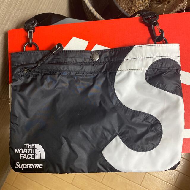 supreme NORTHFACE サコッシュ