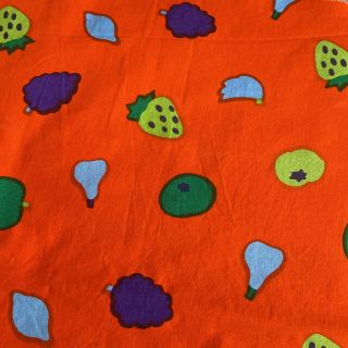 マリメッコ(marimekko)のmarimekko マリメッコ　ヴィンテージ 生地 ハギレ ウクライナ オレンジ(生地/糸)