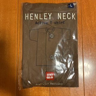 ユニクロ(UNIQLO)のHENLEY NECK ユニクロ(Tシャツ/カットソー(半袖/袖なし))