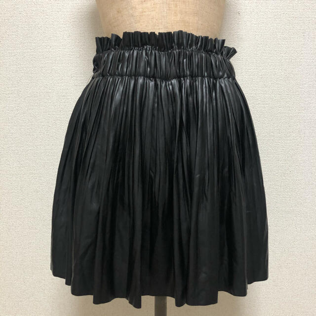 ZARA レザー プリーツ スカート スコート パンツ付き レディースのスカート(ミニスカート)の商品写真