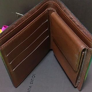 LOUIS VUITTON - LOUIS VUITTON 二つ折り財布 美品 本物！！の通販 by