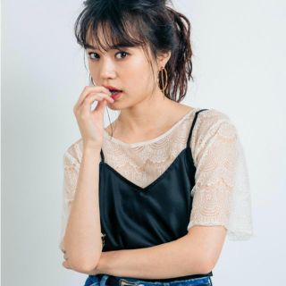 エヴリス(EVRIS)のレイヤードレースSET TOPS(シャツ/ブラウス(半袖/袖なし))