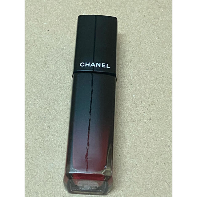 CHANEL(シャネル)のCHANEL ルージュ アリュール ラック 74 エクスペリモンテ コスメ/美容のベースメイク/化粧品(口紅)の商品写真