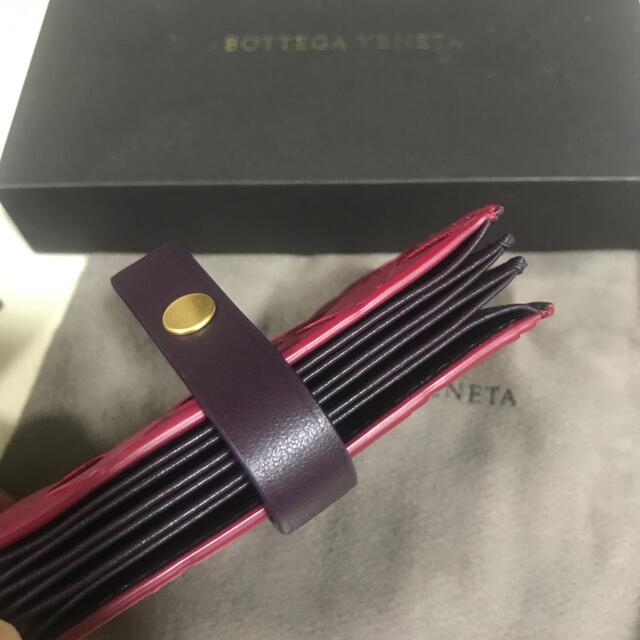 Bottega Veneta(ボッテガヴェネタ)の【新品未使用】ボッテガヴェネタ　カードケース　パスケース　財布　名刺入れ レディースのファッション小物(財布)の商品写真