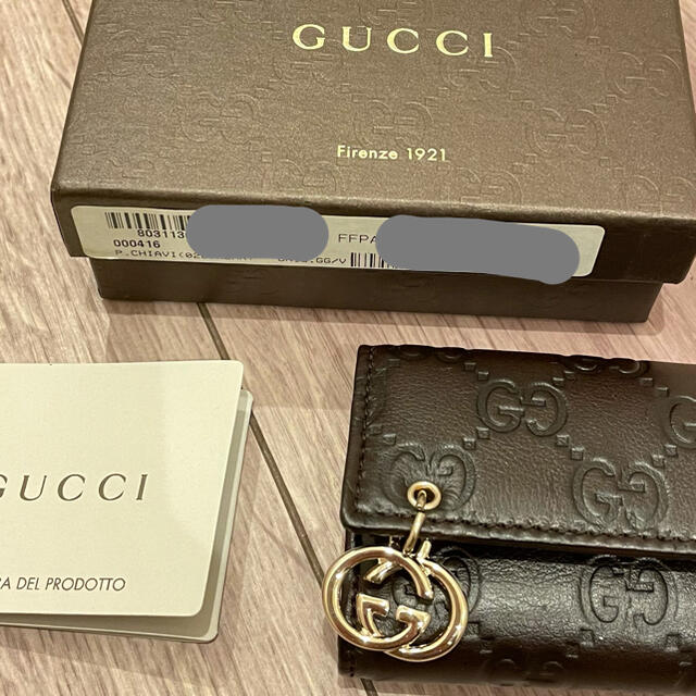 Gucci(グッチ)の新品箱付★GUCCIキーケースチャーム付 レディースのファッション小物(キーケース)の商品写真