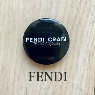 フェンディ ファーコサージュフラワーモチーフ  ピンクベージュ FENDI  | アクセサリー ファッション小物 ブランド レディース 女性 入学式 卒業式 パーティ イベント ブローチ 花飾り ABランク