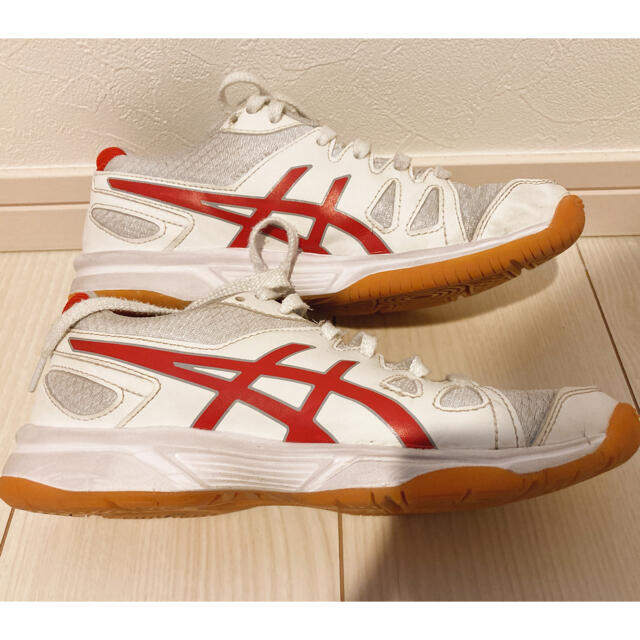 asics(アシックス)のアシックス 上履き 体育館シューズ 22.5 キッズ/ベビー/マタニティのキッズ靴/シューズ(15cm~)(スクールシューズ/上履き)の商品写真