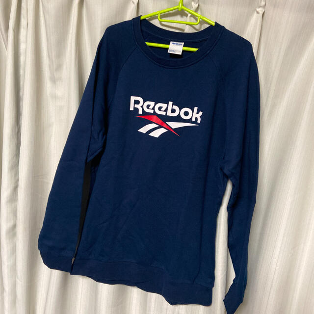 Reebok(リーボック)のトレーナー　薄手　リーボック　ネイビー　XO メンズのトップス(スウェット)の商品写真