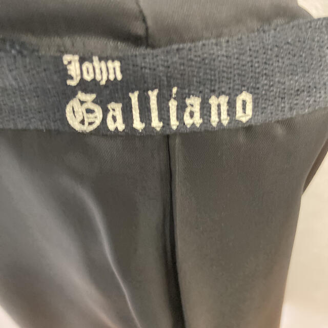 John Galliano(ジョンガリアーノ)のジョンガリアーノ　ジャケット レディースのジャケット/アウター(テーラードジャケット)の商品写真