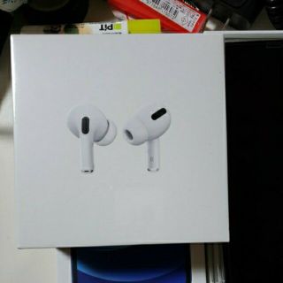 アップル(Apple)のairpods pro 新品未開封(ヘッドフォン/イヤフォン)