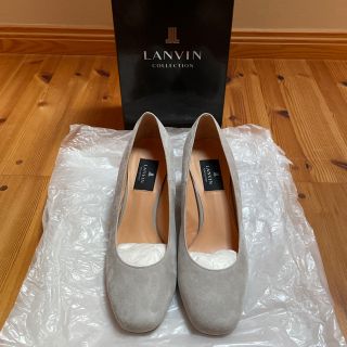 ランバンコレクション(LANVIN COLLECTION)のLANVIN COLLECTION ライトグレーパンプス　24.5cm(ハイヒール/パンプス)