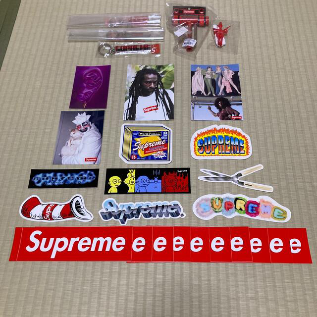 Supreme☆レベルキーチェーン等☆box logo☆sticker10枚