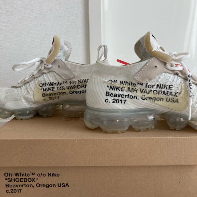 OFF-WHITE(オフホワイト)の【鑑定済】NIKE x off-white air vapormax White メンズの靴/シューズ(スニーカー)の商品写真