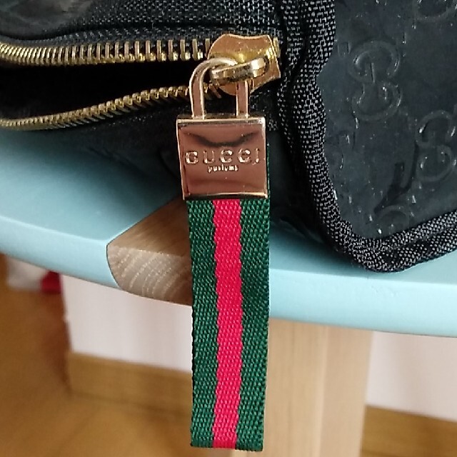 Gucci(グッチ)のグッチ　GUCCI　ポーチ レディースのファッション小物(ポーチ)の商品写真