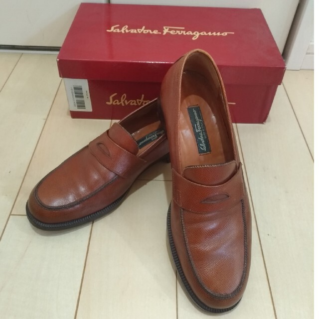 Salvatore Ferragamo(サルヴァトーレフェラガモ)のサルヴァトーレ　フェラガモ　ローファー　7 2E メンズの靴/シューズ(ドレス/ビジネス)の商品写真