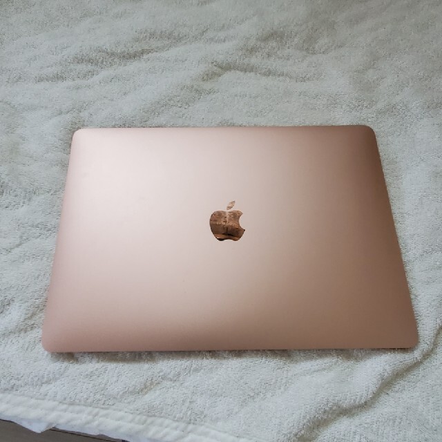 MacBookAir ゴールド 未使用 13インチ 2020年5月購 付属品あり ノートPC