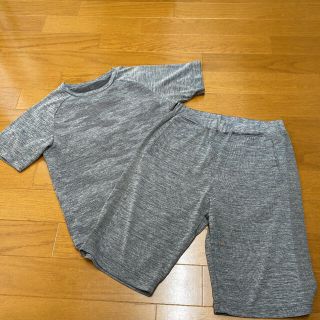 ユニクロ(UNIQLO)の良品　UNIQLO 上下セット　130(パンツ/スパッツ)