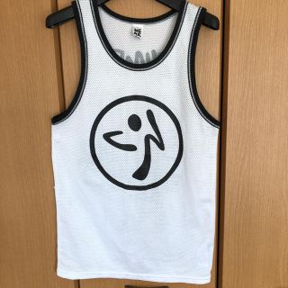 ズンバ(Zumba)のZUMBAメッシュタンクトップ　XS usedです。(トレーニング用品)