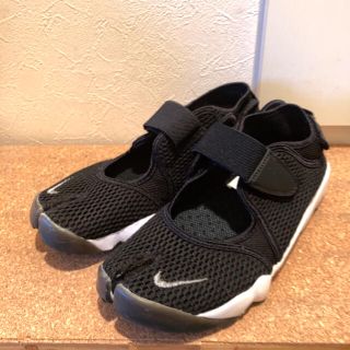 ナイキ(NIKE)のナイキエアリフト 25 ブラック(スニーカー)