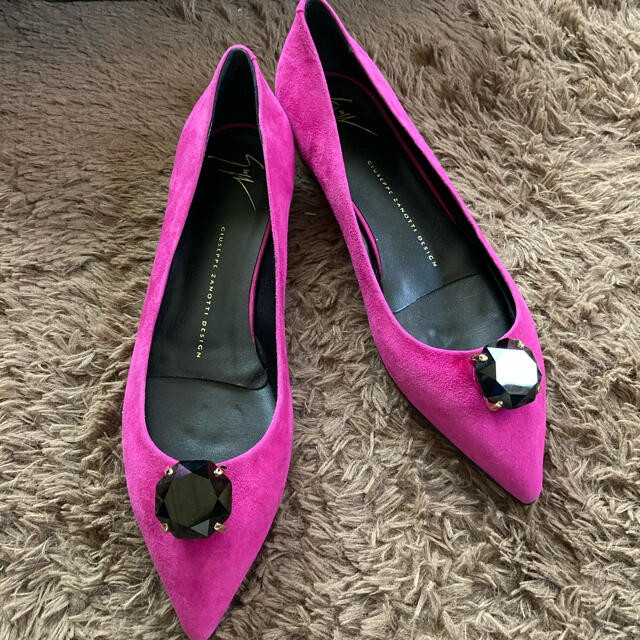 未使用】GIUSEPPE ZANOTTI DESIGN☆可愛いピンクのパンプス