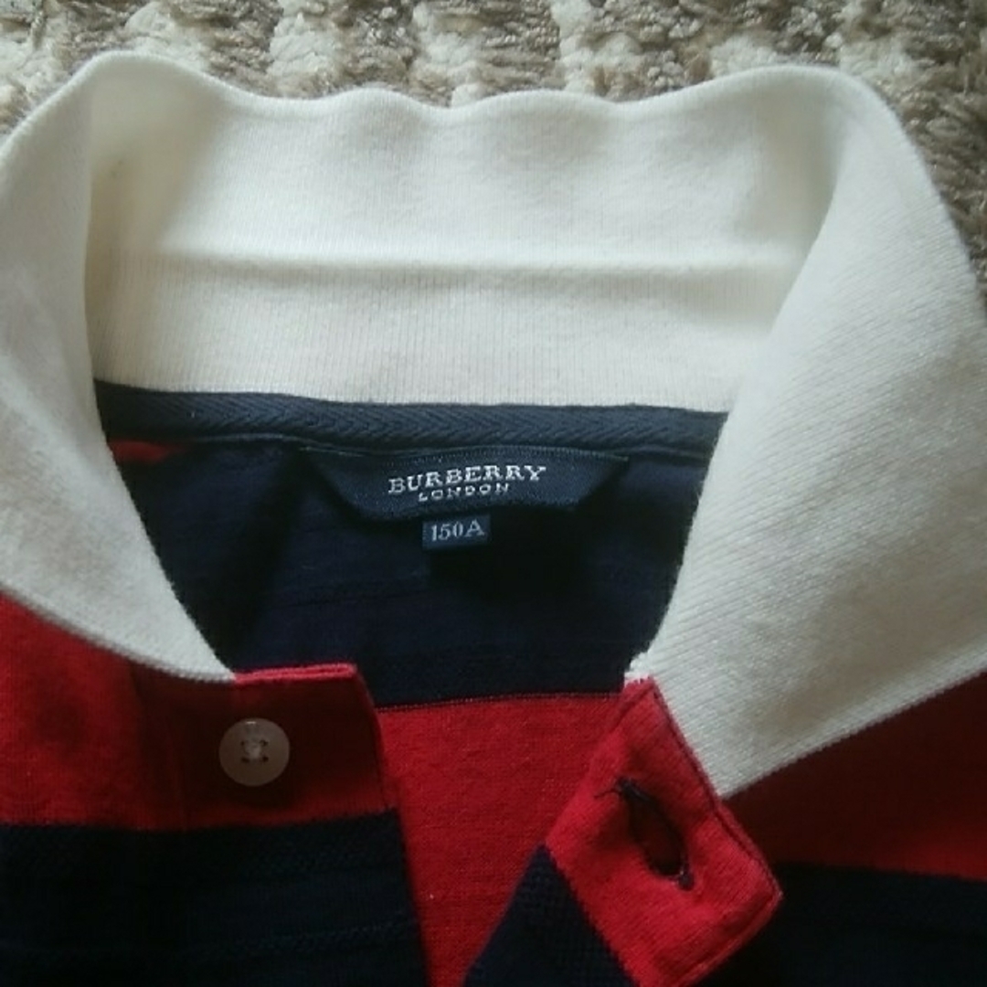 BURBERRY(バーバリー)のBURBERRY150半袖襟付きシャツ赤×濃紺 キッズ/ベビー/マタニティのキッズ服男の子用(90cm~)(Tシャツ/カットソー)の商品写真