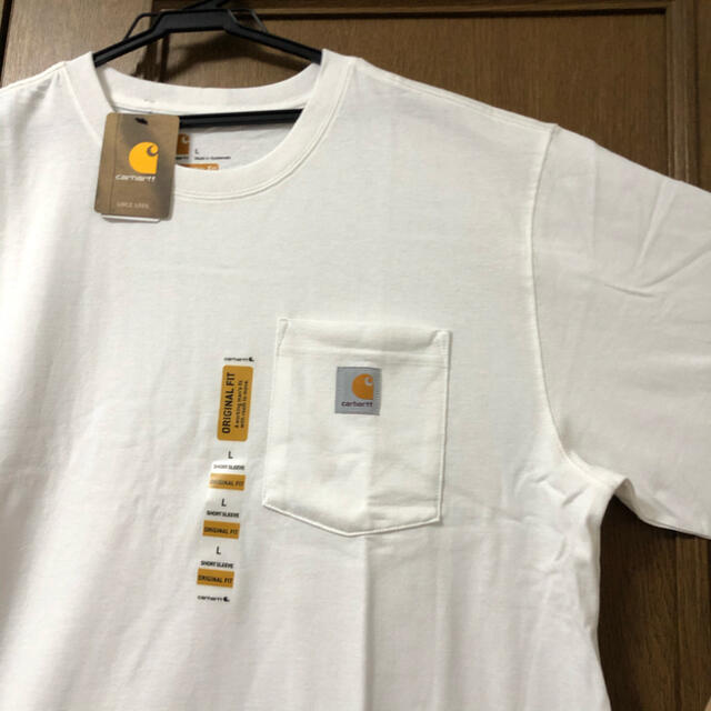 carhartt(カーハート)の新品 carhartt カーハート白 ホワイト 半袖 Tシャツ メンズのトップス(Tシャツ/カットソー(半袖/袖なし))の商品写真