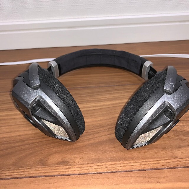 SENNHEISER HD700ヘッドホン&CH 700Sバランス駆動ケーブル